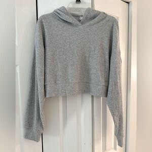 Alo Yoga Muse Hoodie Athletic Heather Grey - Size Small